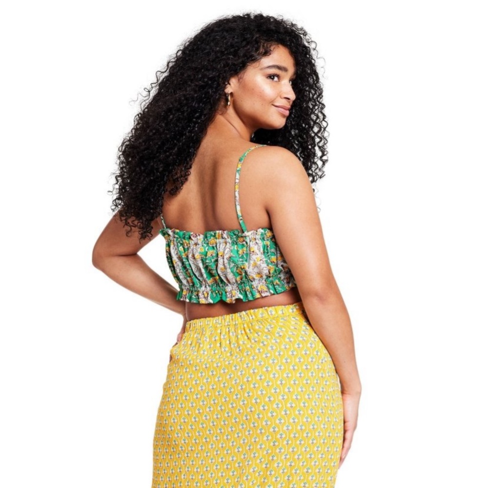 Mixed Whimsical Floral & Stripe Print
Shirred Crop Tank Top - RHODE ร Target NWT - Picture 3 of 7